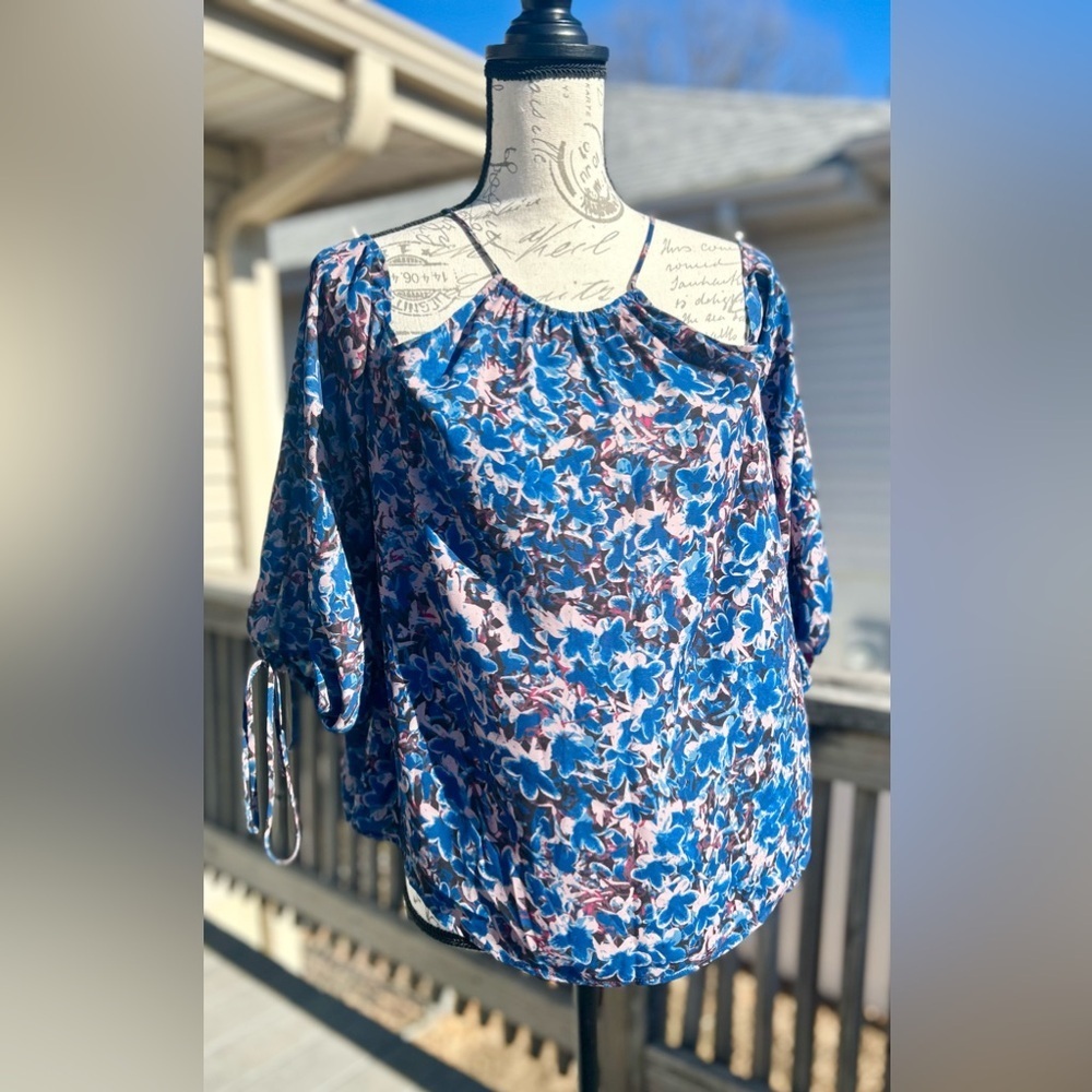 Rebecca Minkoff Floral Cold Shoulder Blouse Women’s Sz Med LIKE NEW!​​